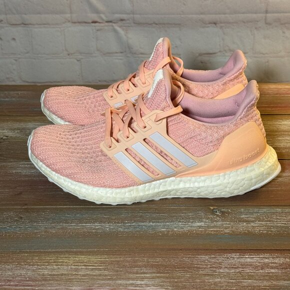 Women's adidas UltraBoost 4.0 Clear Orange Size 6 - Picture 3 of 15